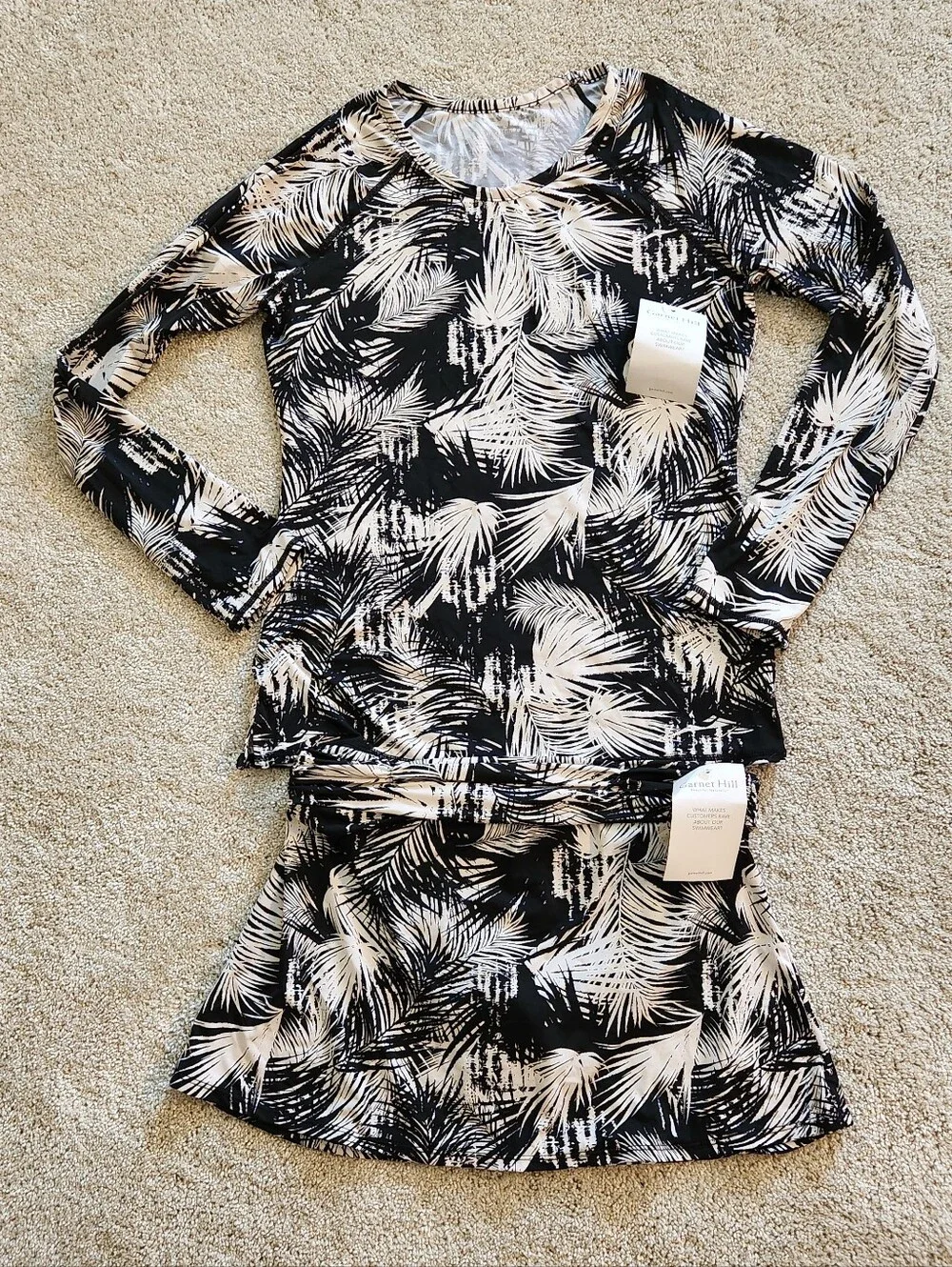 NWT Garnet Hill Black & Cream Palm Print 2 Piece Swim Outfit L/S Rashguard Small